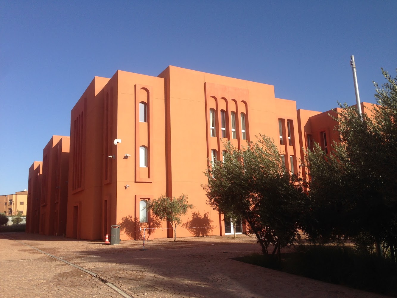 EMINES – SCHOOL OF INDUSTRIAL MANAGEMENT
