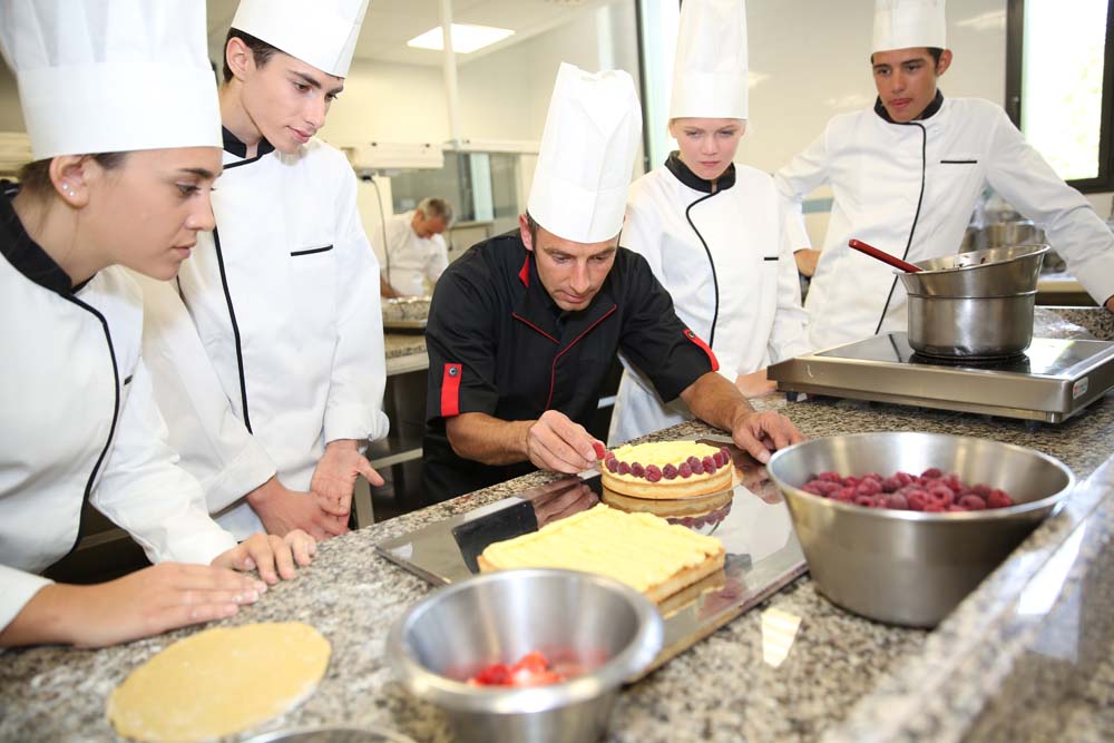 CARREFOUR CULINAIRE ECOLE DE PÂTISSERIE ET DE RESTAURATION