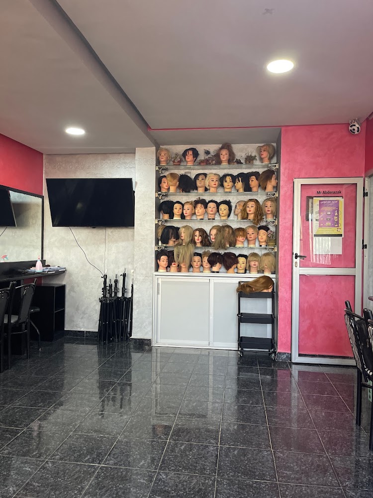 Ecole Supérieure de Coiffure Et D Esthétique Aveda