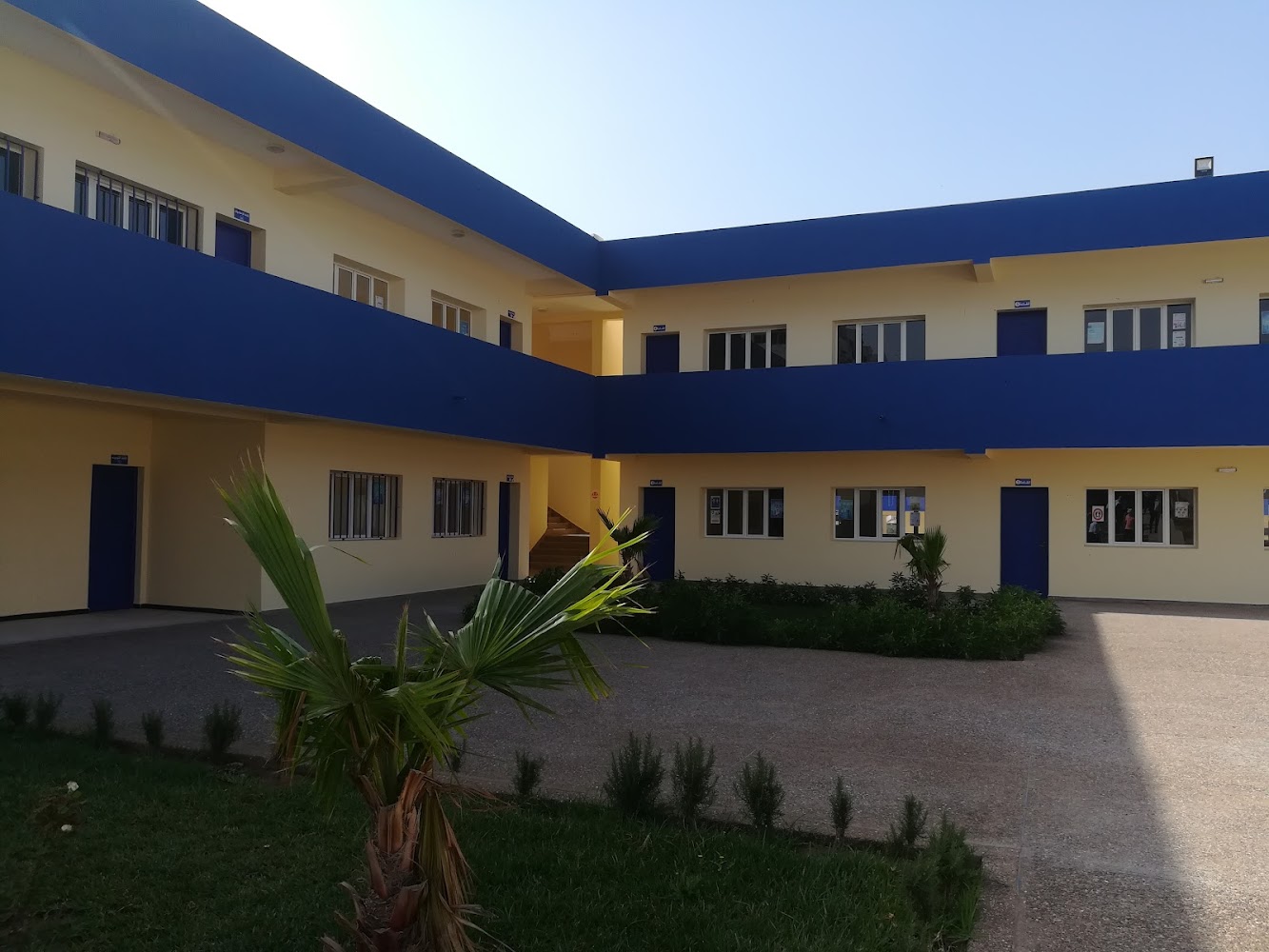 ثانوية الفتح التأهيلية